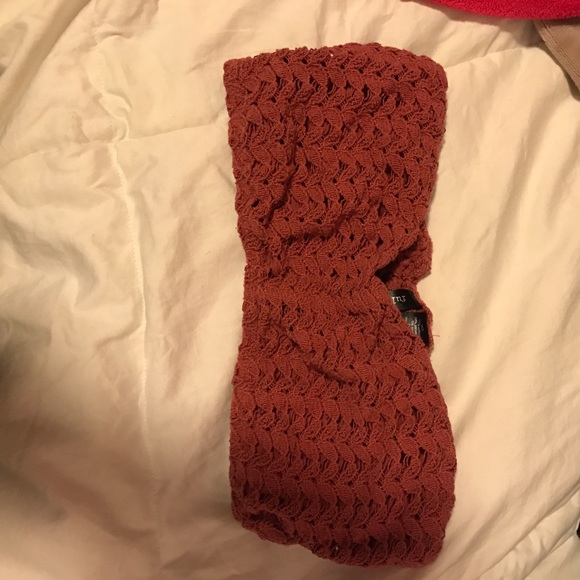 Super cute and comfy Bandeau! - Picture 1 of 3