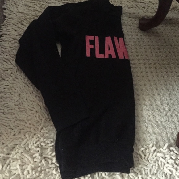 Flawless crew neck - Picture 2 of 2