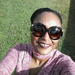 Meet your Posher, Ora