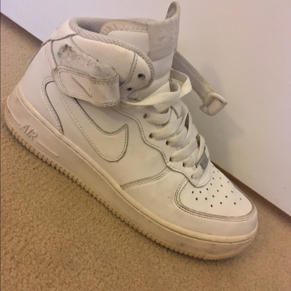 Air Force 1 boys size 6