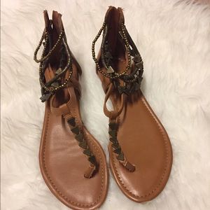 Dolce vita sandals size 8