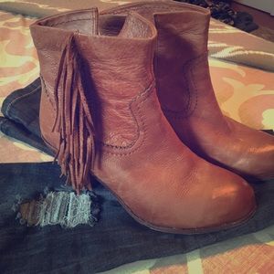 Fringe Leather booties