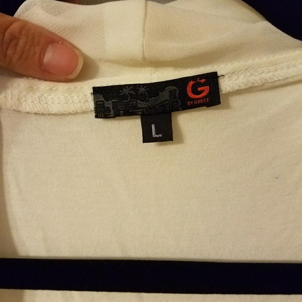 Button down Blouse! - Picture 2 of 3