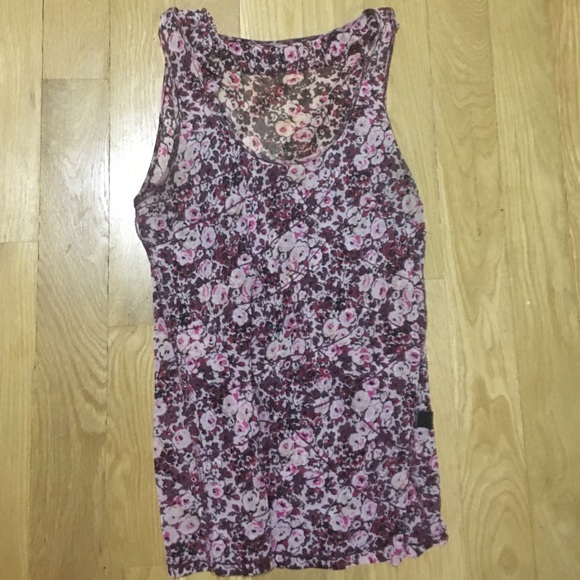 Sheer flowery top - Picture 1 of 1