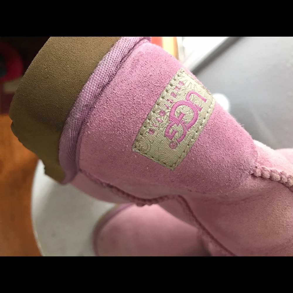 UGG  boots. Zoom for pic details.pre owned.