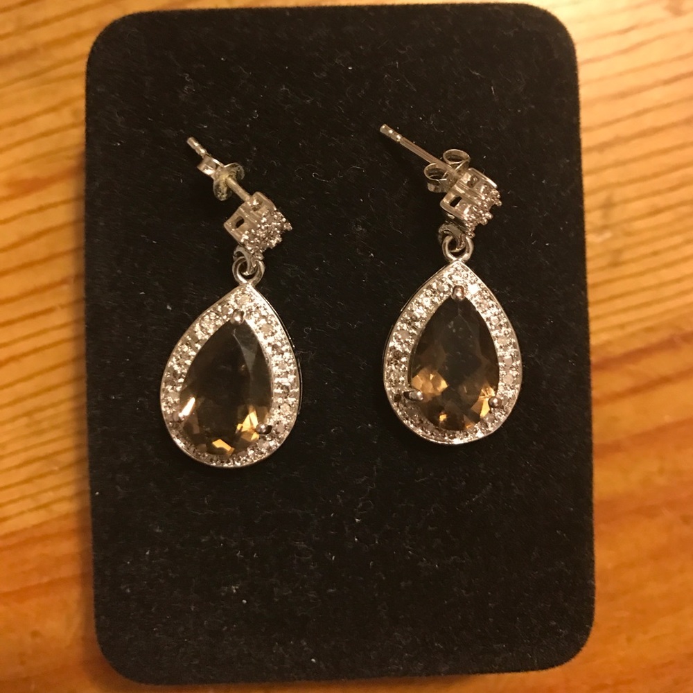 Amazing smoky quartz/white topaz earrings.