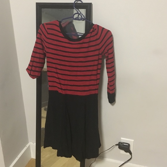 Red and black striped dress - Picture 1 of 1