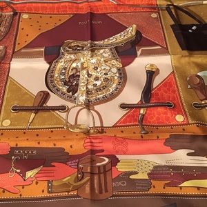 Hermes "TOUT CUIR" Scarf