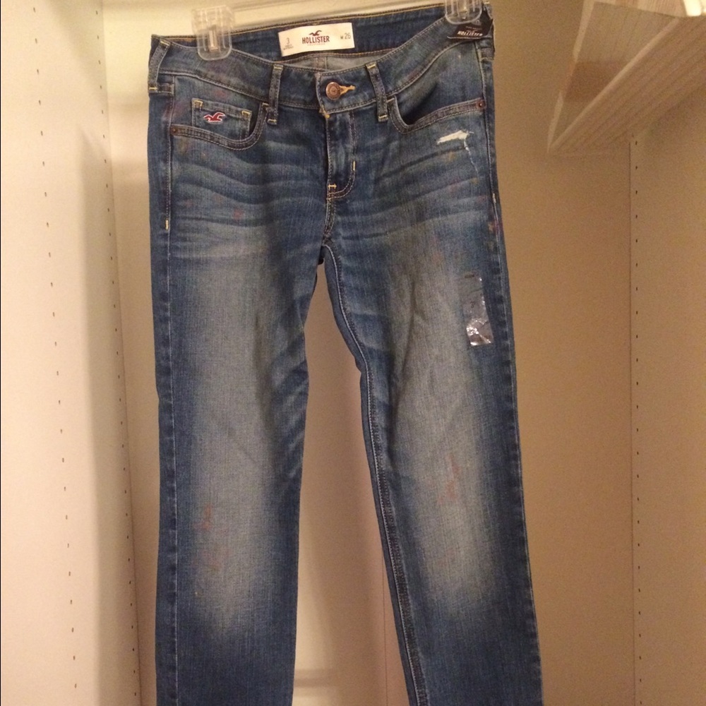 NWT Hollister Distressed Skinny Jeans