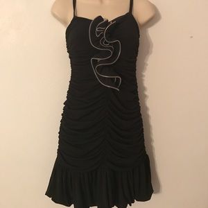 🔥 little black dress