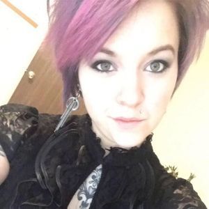 Meet your Posher, Leanne