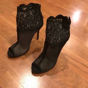 Chinese Laundry Black Heels