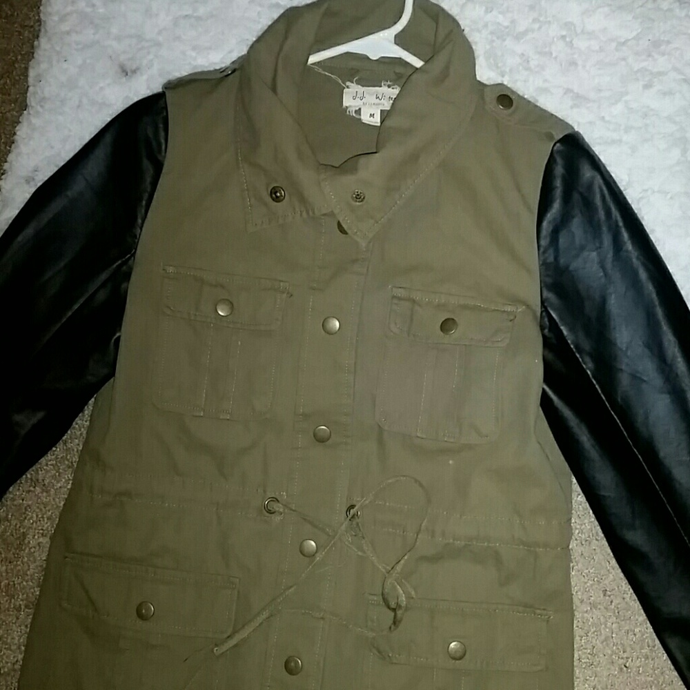 Army Green jacket with Leather Sleeves