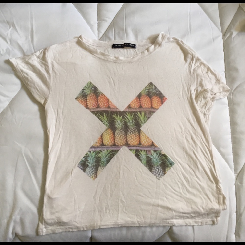brandy melville tee