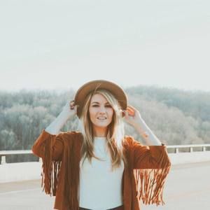 Meet your Posher, Brittany