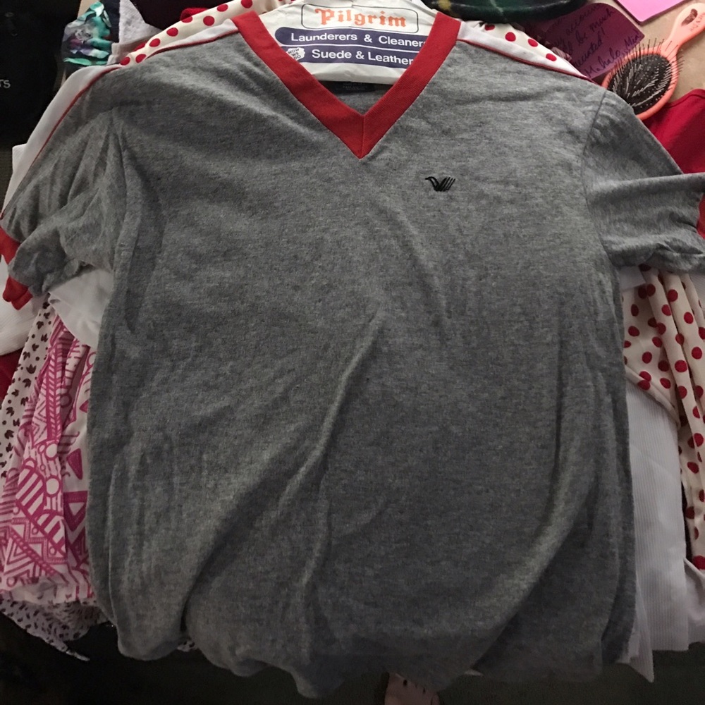 🌻Vintage🌻 Grey V-Neck Tee