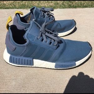 Adidas NMD R1 ‘Tech Ink/Yellow Stripe