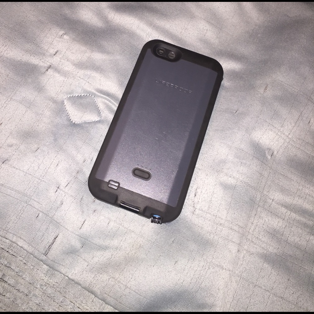 Lifeproof charging case fore iPhone 6plus