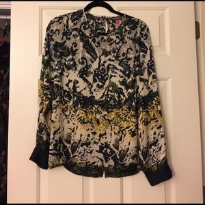 Vince Camuto top