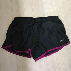 Nike running shorts size medium