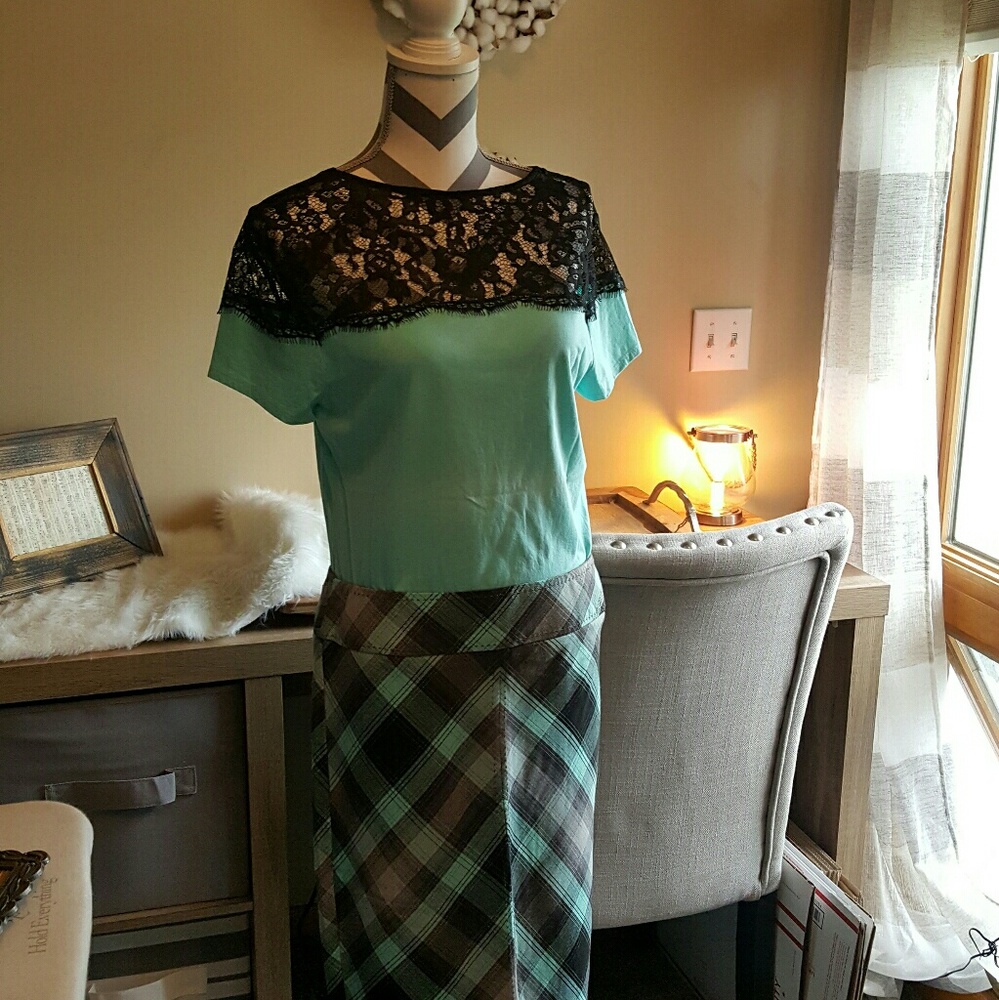 EUC..Skirt and top bundle