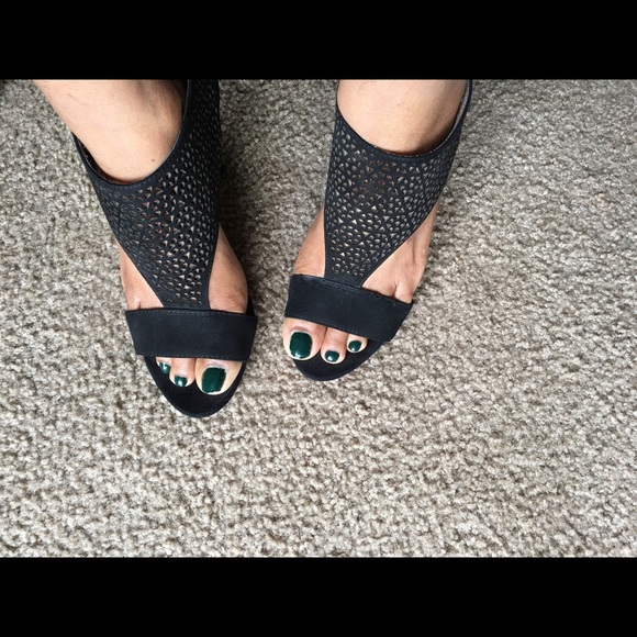 BCBGeneration Heels - Picture 6 of 7