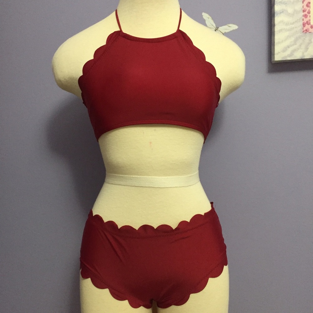 Scalloped Swimming suit
