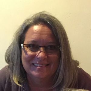 Meet your Posher, Carolyn