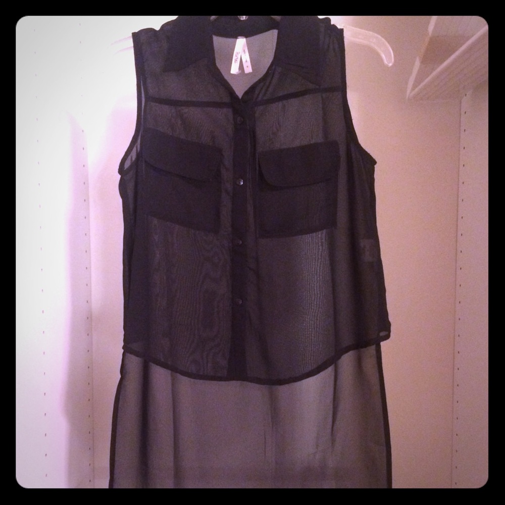 Black Hi-Low Button Down