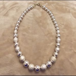 21 1/2" silver 2 tone necklace