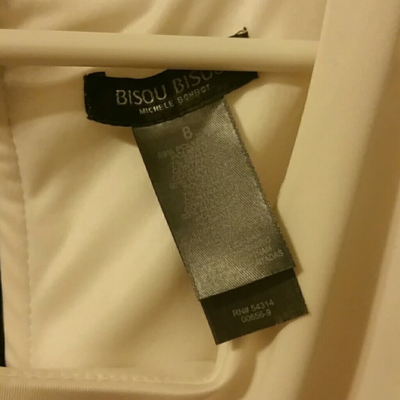 Dress - Picture 3 of 4