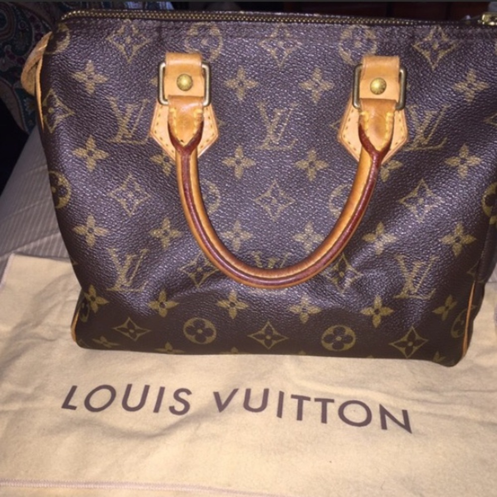 Authentic Louis Vuitton Speedy 25