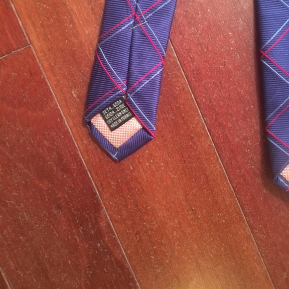 Thomas pink tie - Picture 3 of 3