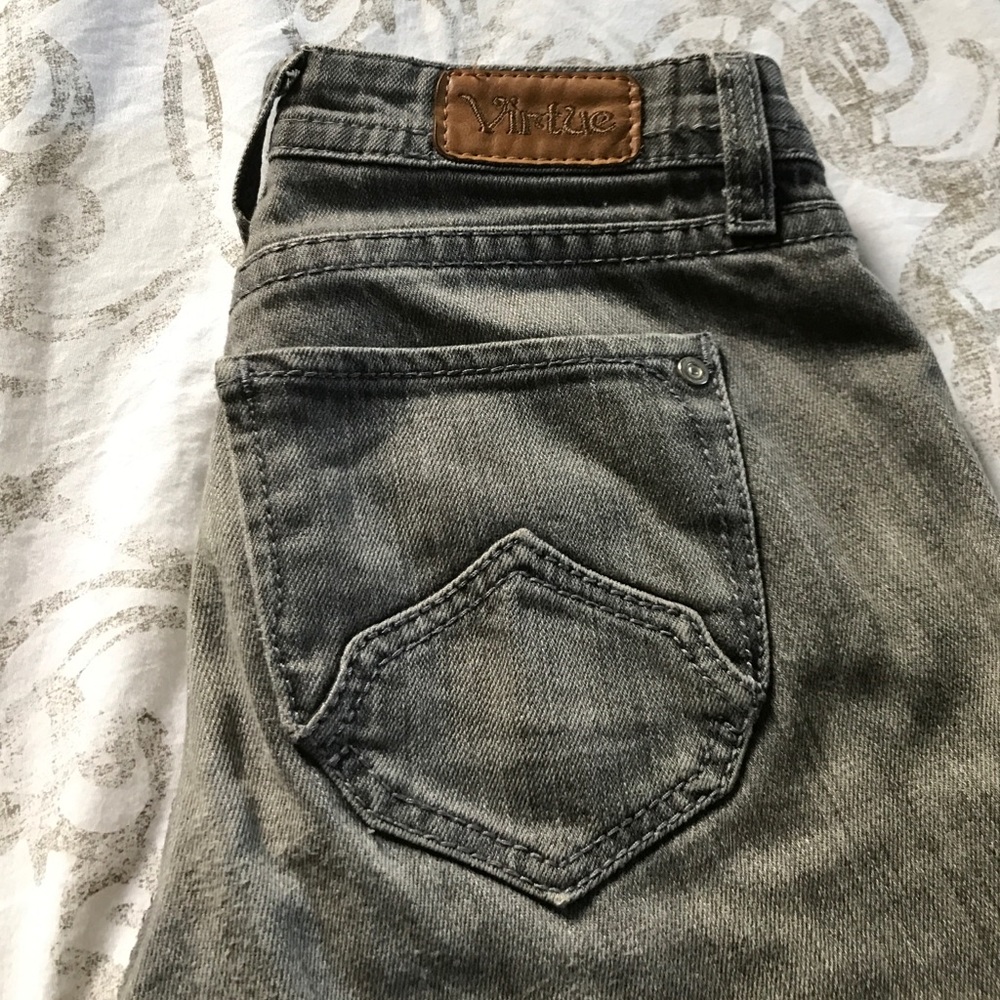 Virtue gray jeans
