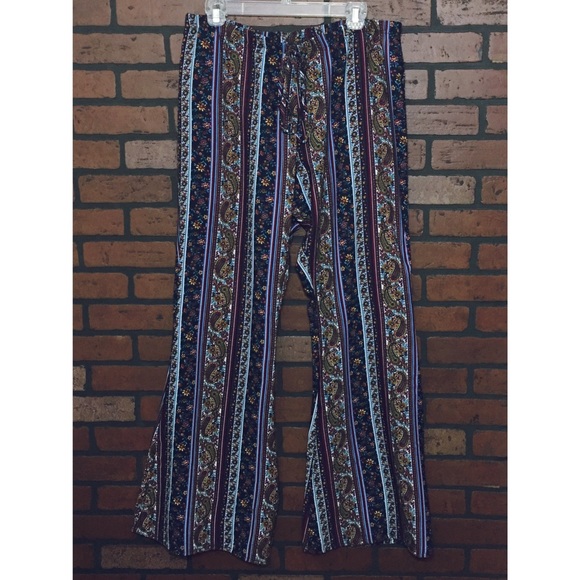 SOLD❤️Band of Gypsies Bell Bottoms - Picture 4 of 4
