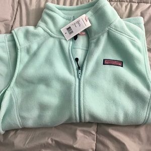 MINT VINEYARD VINES VEST SIZE SMALL