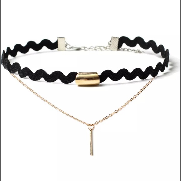Crowned In Royalty Jewelry - Black Chocker Necklace Minimalist Beauty