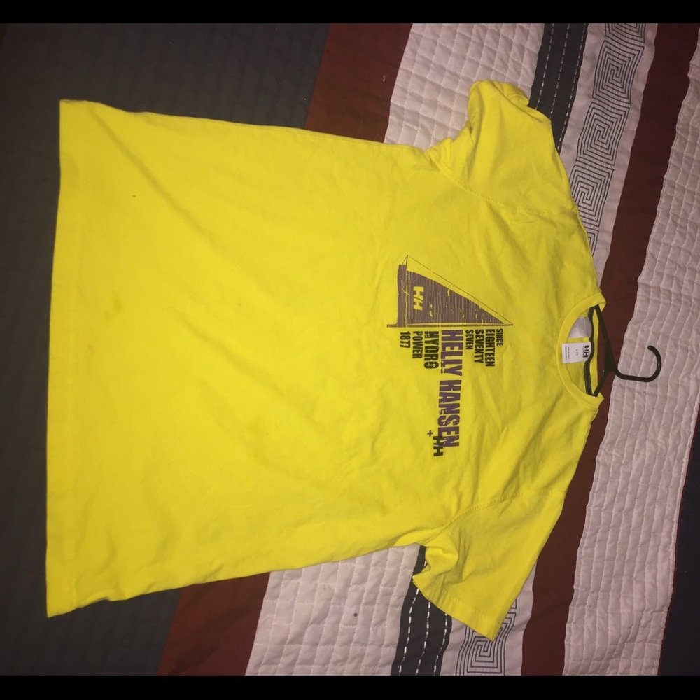Helly Hanson t-shirt