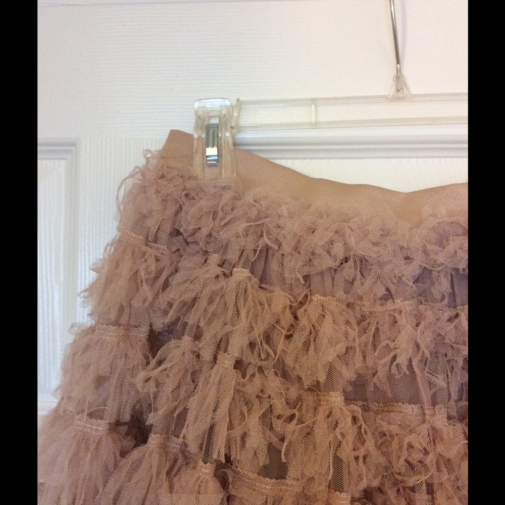 🌟Nude Ruffle Skirt🌟 - Picture 7 of 8