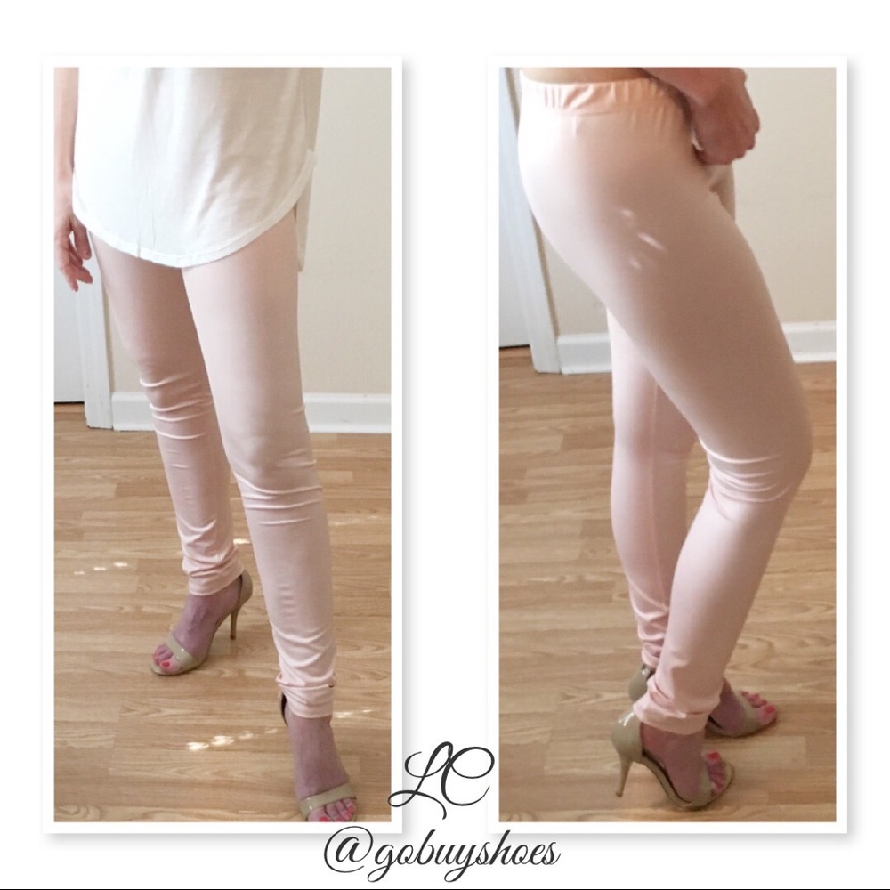 🆑 Slick Pink Faux Leather Leggings