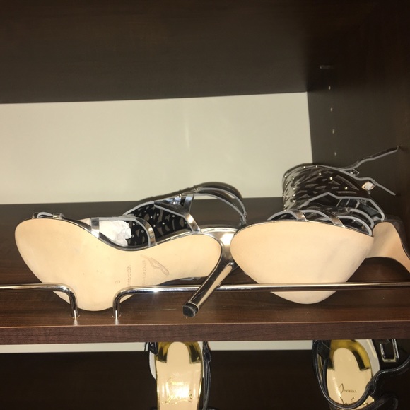 Brian Atwood size 6 silver laser cut heels - Picture 3 of 3