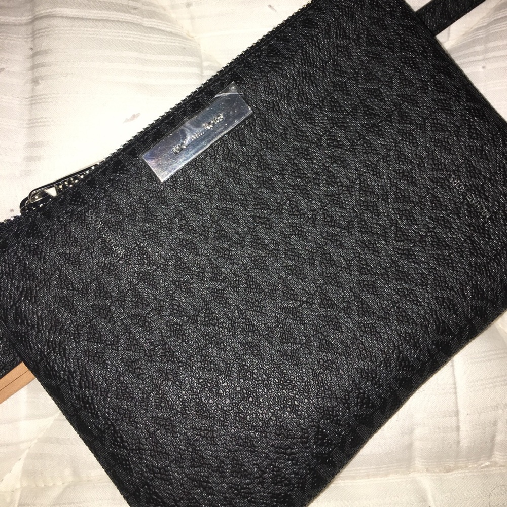 Michael Kors  Fannie pack