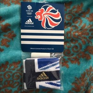 Adidas sweat band