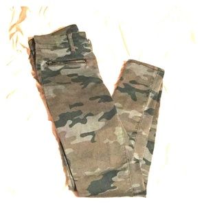 Camo Pants (jeggings) size 1/25