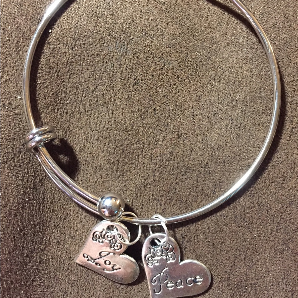 💎 Adjustable Bangle Charm Bracelet 💎