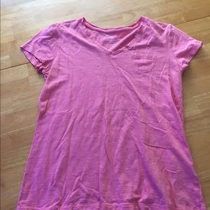 V-neck tee shirt with short sleeves.