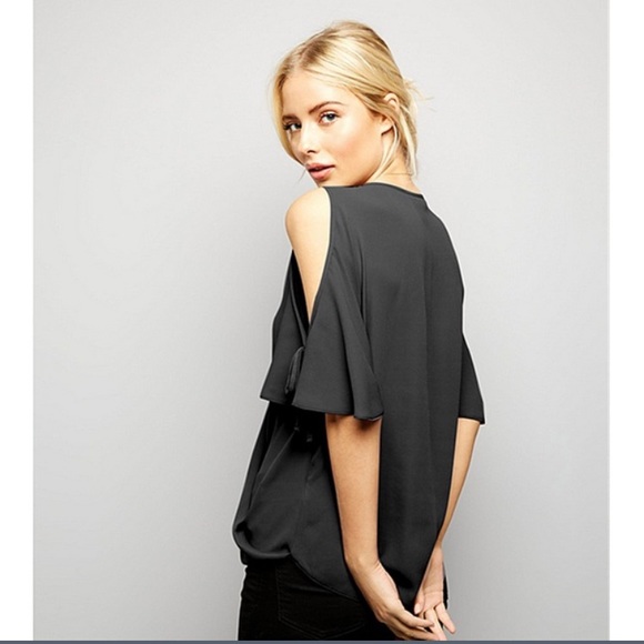 NWT off the shoulder black top - Picture 2 of 4