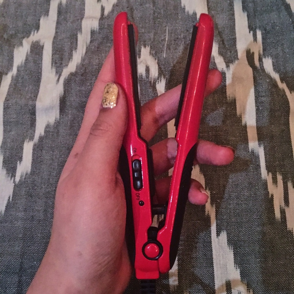 miniature hair straightener
