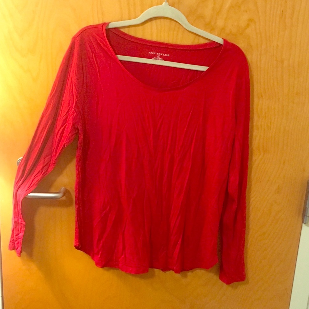 Ann Taylor red tee