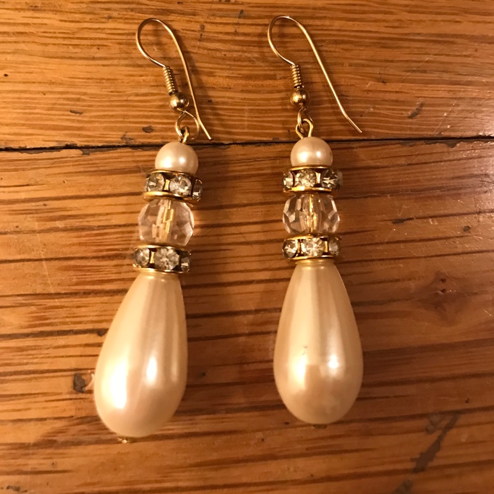 Perfectly Classy Drop Pearl Earrings